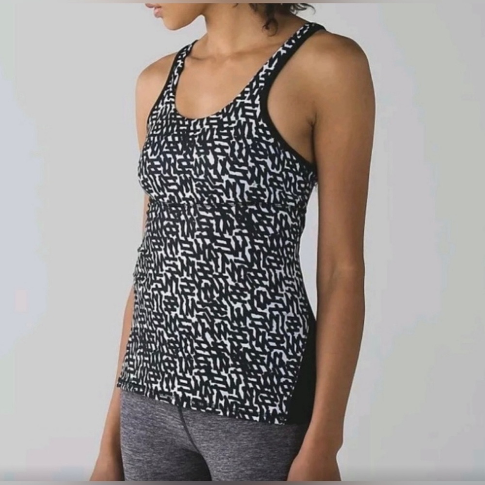 Lululemon Crossback Tank Geometric Pattern Size 4 - image 1
